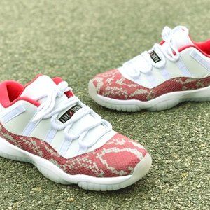 Jordan 11's retro low pink snakeskin